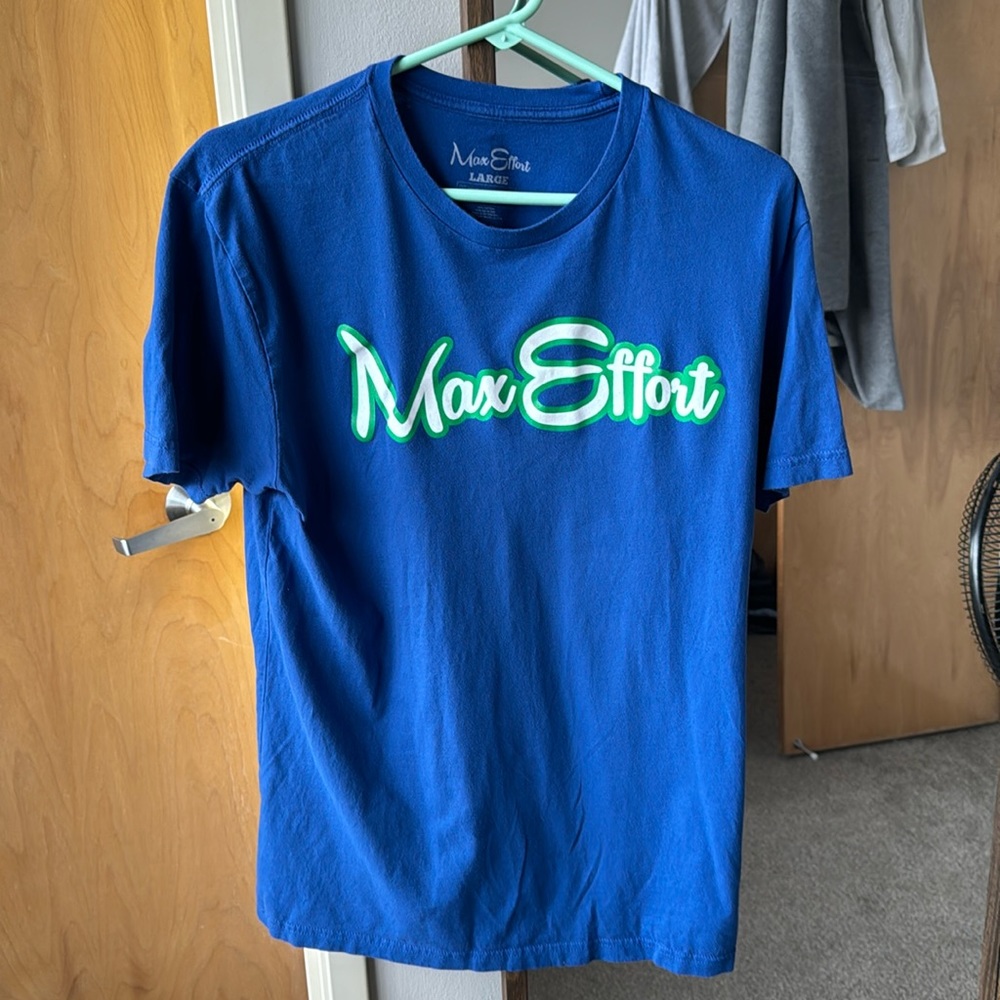 Max Effort Muscle Tee, Size Large, Like New